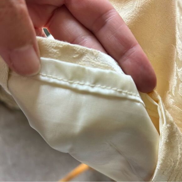 Vintage Handmade 1970s Brocade Ivory Mini Wedding Dress with Beaded Belt - Picture 8 of 10